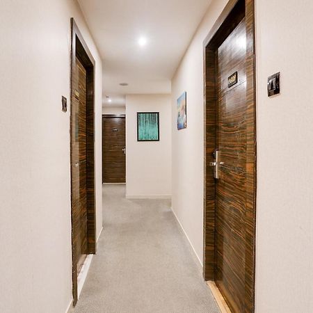 Super Collection O Andheri Near Western Express Highway Mumbai  Buitenkant foto
